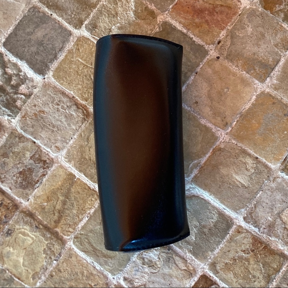 🔴$3 bundle only🔴 SunGlasses / glasses case